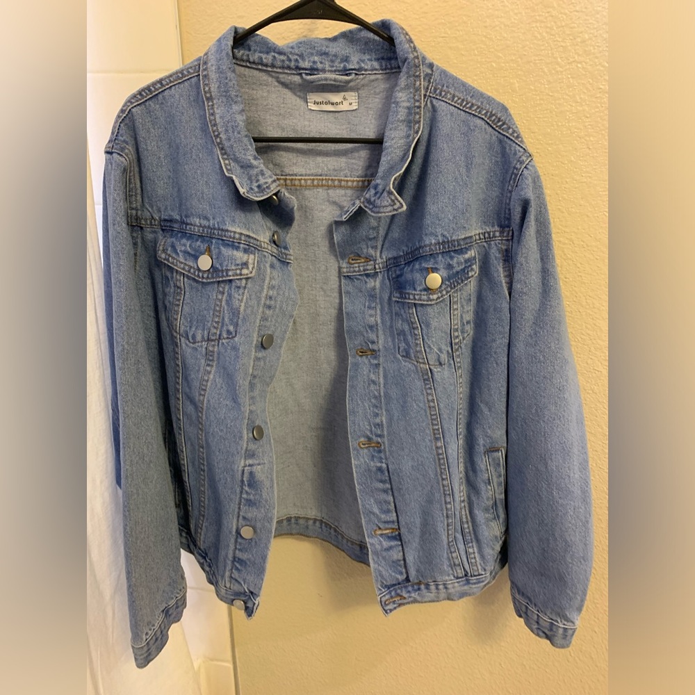 Oversized Blue Wash Denim Jacket - Jean Trucker Jacket